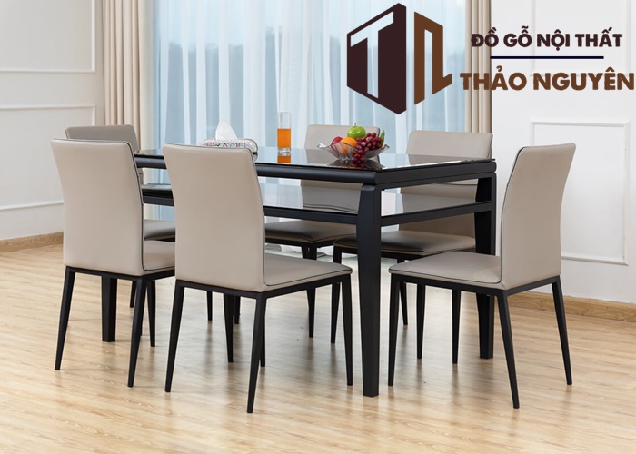 Mẫu bàn ăn bằng gỗ
